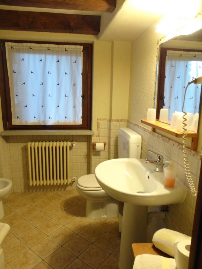 Les Chevreuils Apartment อาร์วิแอร์ ภายนอก รูปภาพ
